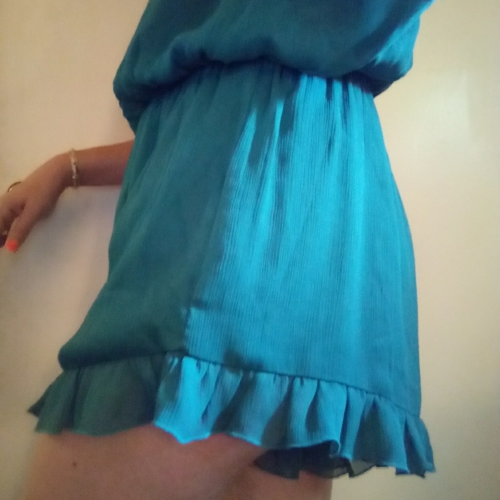 One piece - Picture 4 of 4